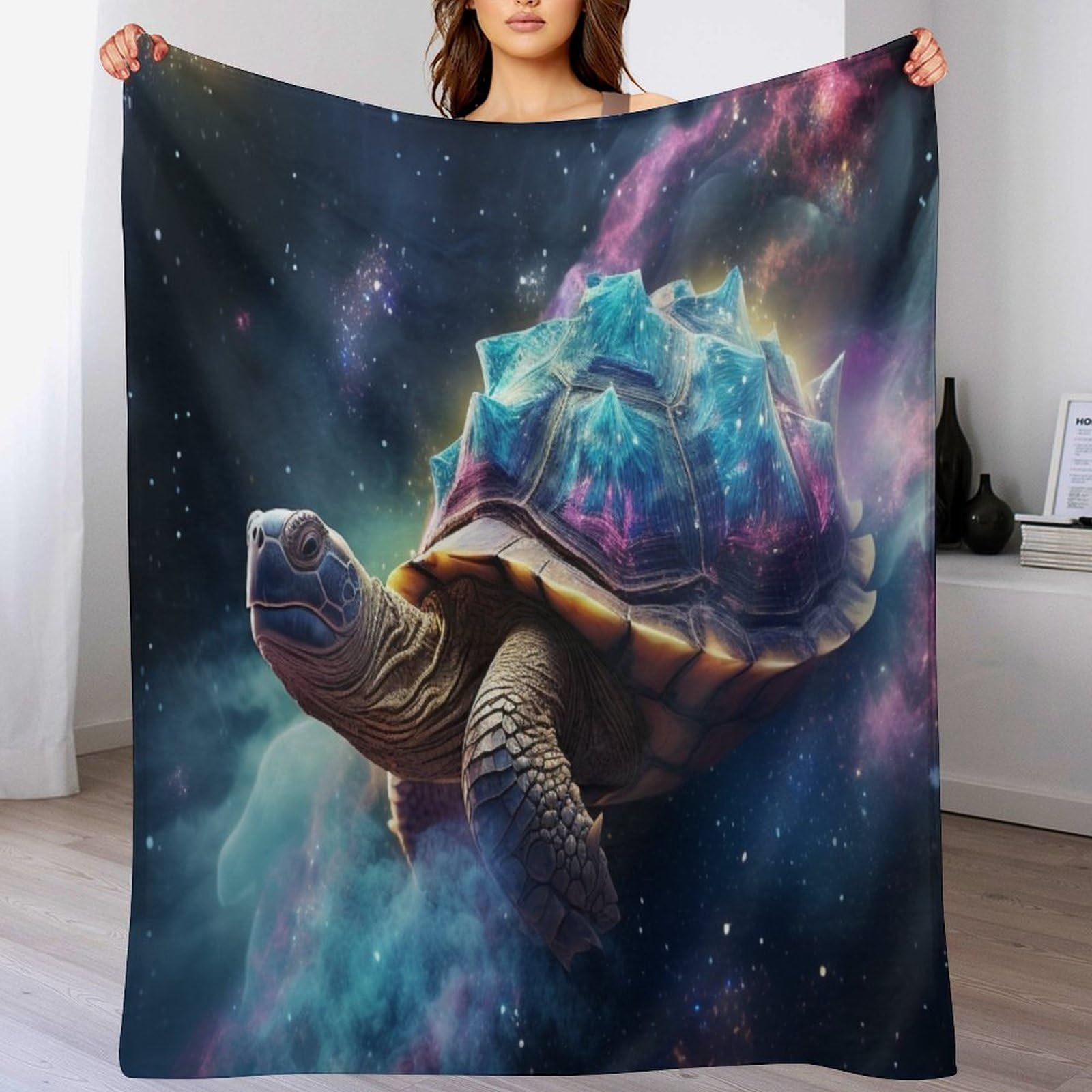 Couverture tortue polaire moelleuse pour vos soirées cocooning sur le canapé du salon