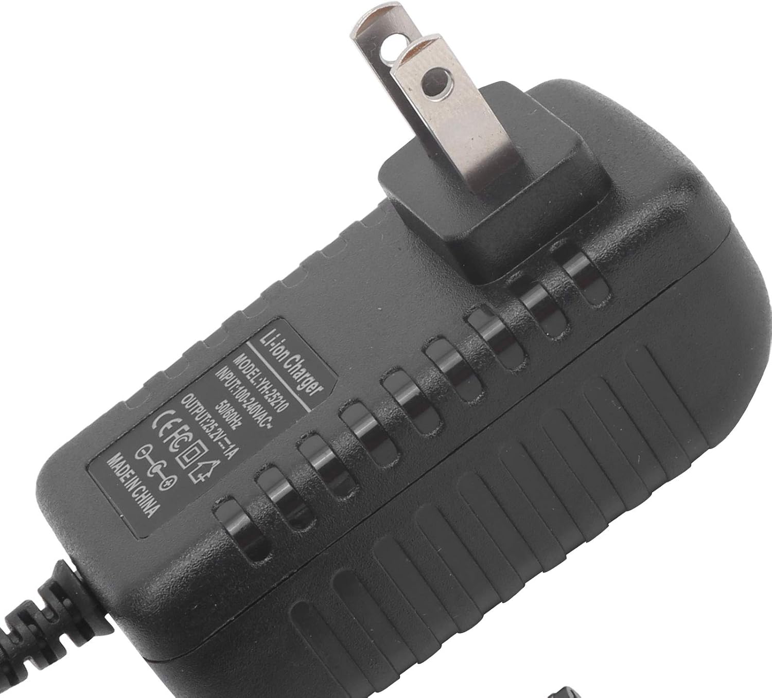 Close-up of the Dilwe charger label showing model and electrical specifications