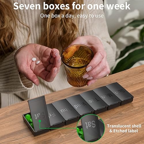 Miniatura 6 de Paquete de 4 pastilleros semanales, gran pastillero diario de vitaminas, portátil, apto para viajes, 7 días, soporte para medicamentos, bolso de