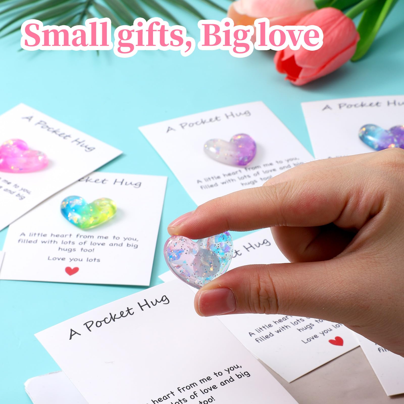 Tucnoeu 8 Pcs Pocket Hug Heart Greeting Cards, Little Heart Pocket Hug Card,Gift for Valentines Day, Keepsake Exchange Relationship Cards for Colleagues, Family, Friends