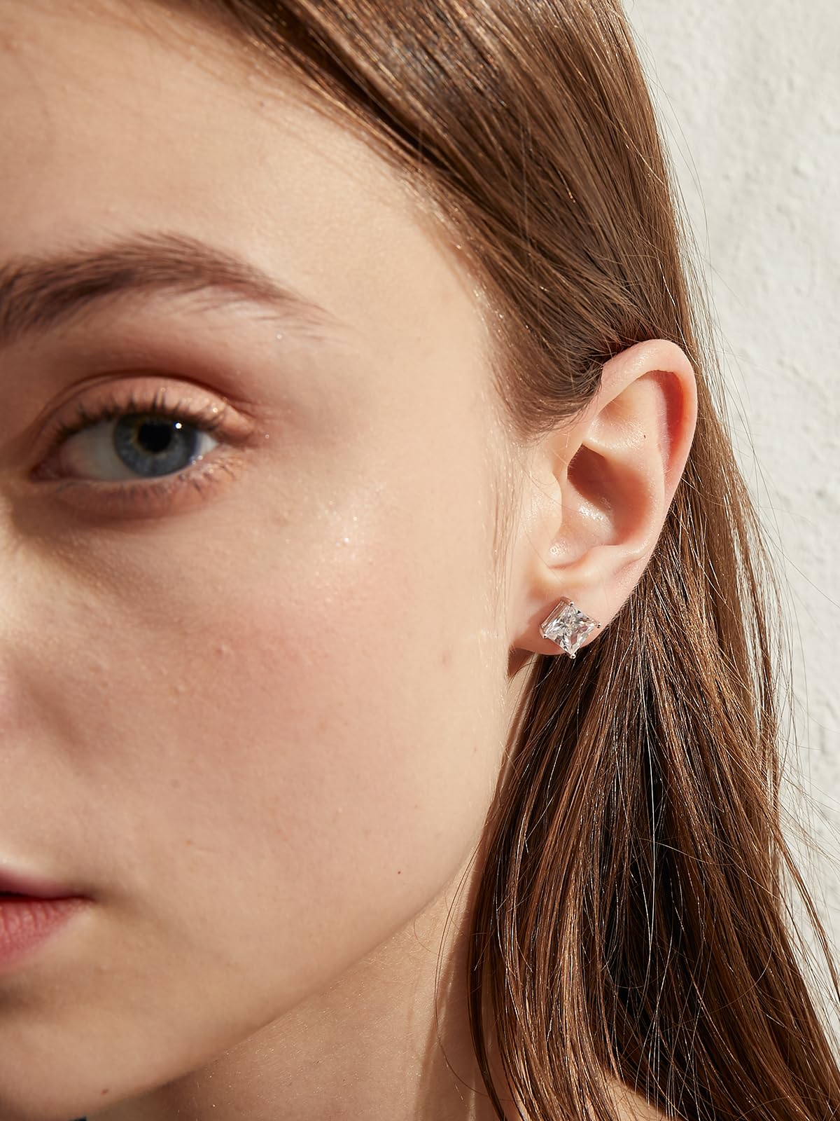 Orecchini Zirconi Cubici in Argento Sterling 925 Diamanti Simulati Ipoallergenici Orecchini a bottone Rotondi Quadrati CZ Piercing per Cartilagine Gioielli Regali per Donne Uomini 4-8 mm
