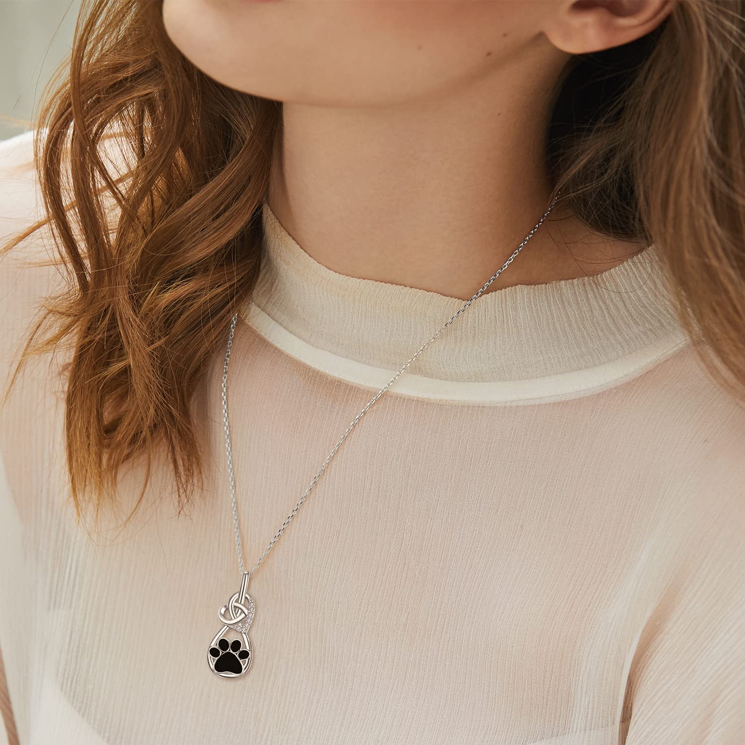 KINGWHYTE Collar de plata de ley con diseño de huella de perro, colgante de corazón, colgante de luna, nudo celta, regalo de joyería para mujeres, niñas, hija, madre, Plata esterlina