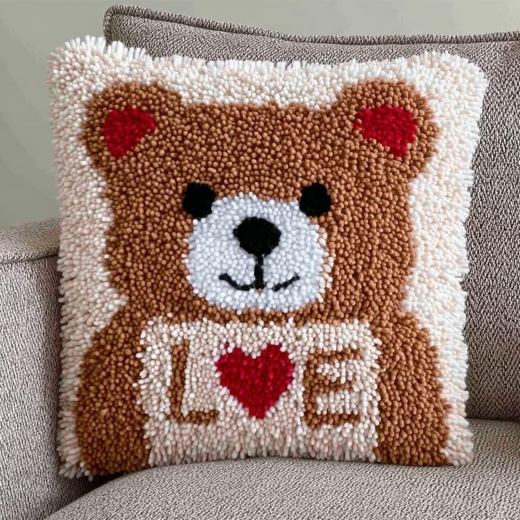 WallustrioaW Latch Hook Cushion kit 43x43cm,Heart-Shaped Bear