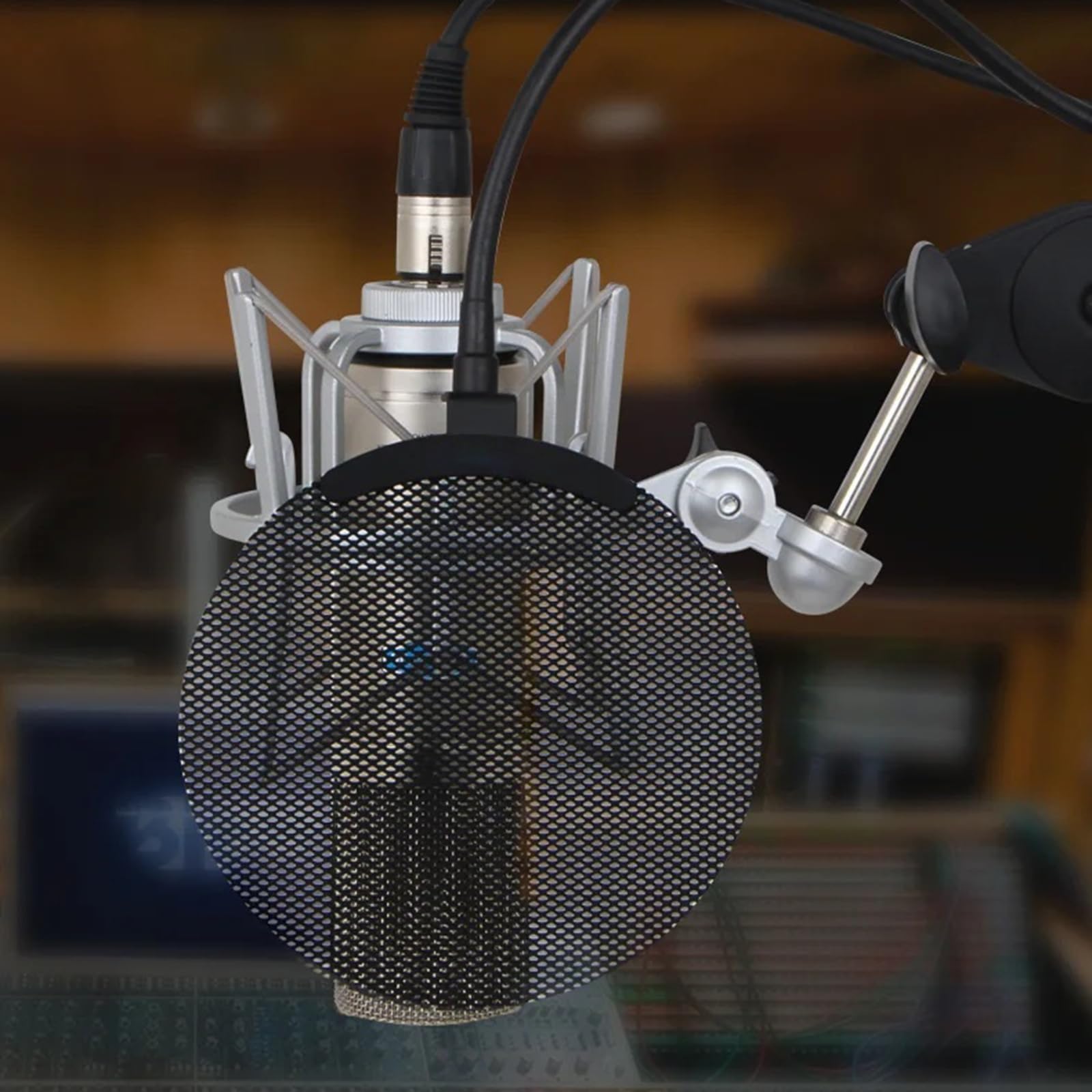 Microfono a rete metallica a doppio strato, filtro anti esplosione microfono per un suono migliore nelle registrazioni, filtro audio pulito