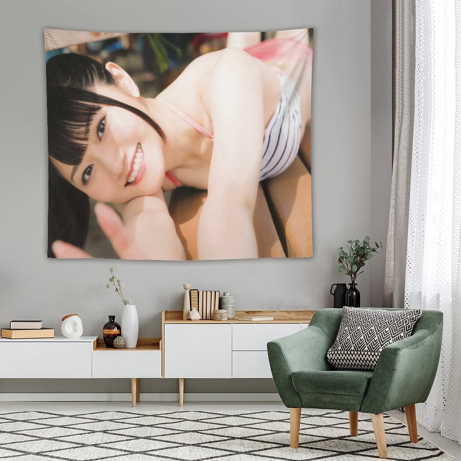 Amazon.co.jp: 小倉 唯（おぐら ゆい，Ogura Yui） タペストリー 