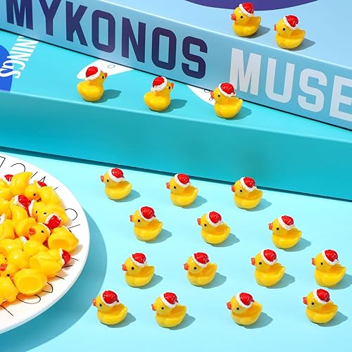 Miniatura 7 de 50 piezas de mini patos de Navidad, pequeños patos de resina a granel, mini sombrero de Navidad, figuras de pato, micro paisaje, jardín, acuario,