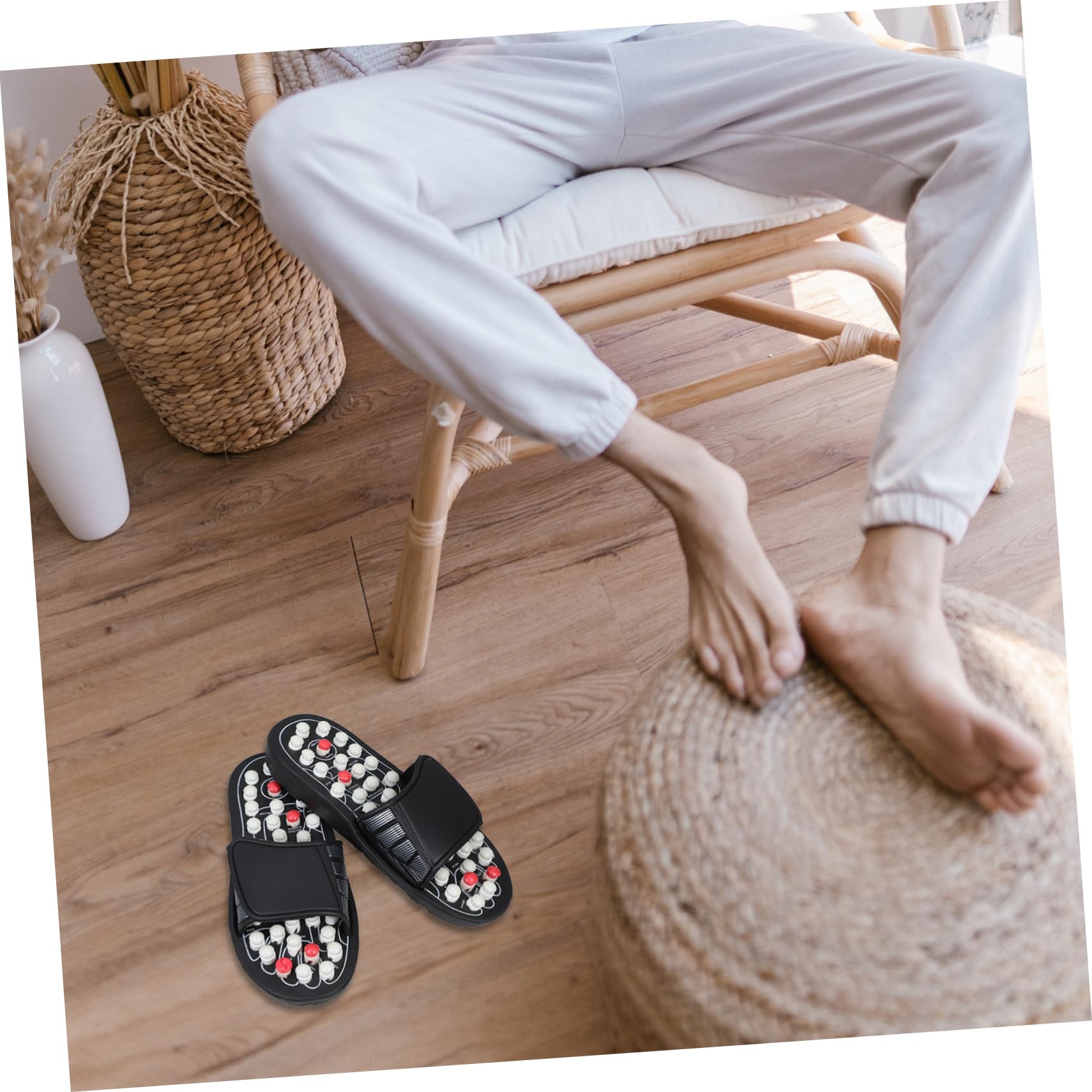 Ipetboom Akupunkt Sandalen aus Gummi mit Verstellbaren Riemen zur Fußmassage und Ermüdungsreduktion für Herren und Damen für Zuhause und Indoor Anwendung