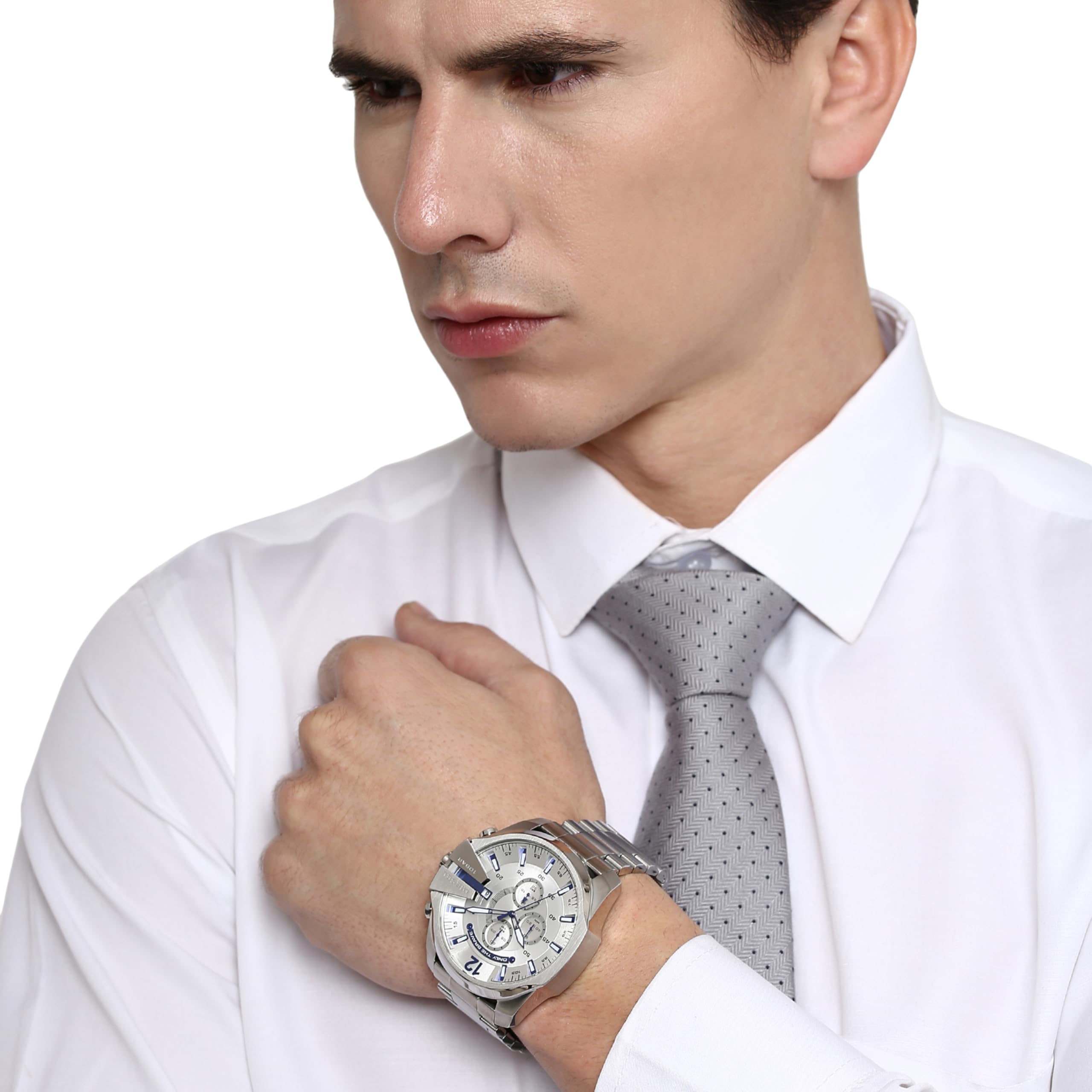 Diesel Reloj para hombre Mega Chief, movimiento cronógrafo de cuarzo, caja de acero inoxidable plateado de 59 mm con correa de acero inoxidable, DZ4308