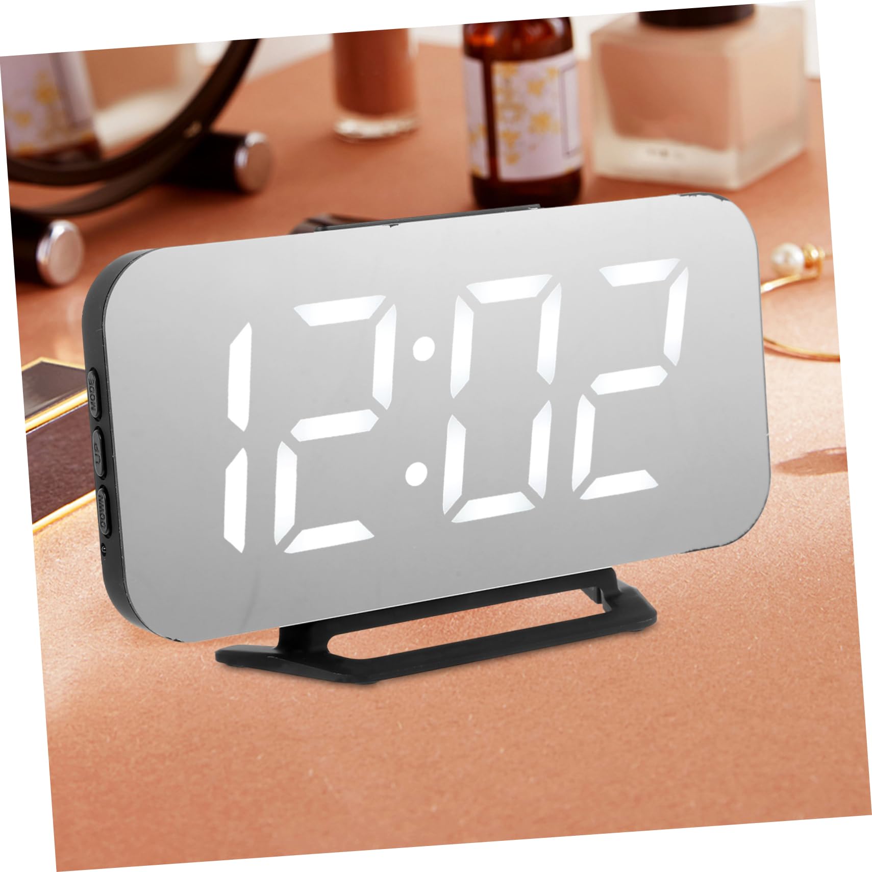 Cabilock Despertador Electrónico Digital con Pantalla Led Grande Función De Repetición Regulador De Intensidad y Superficie Reflectante para Uso Mesilla De Noche