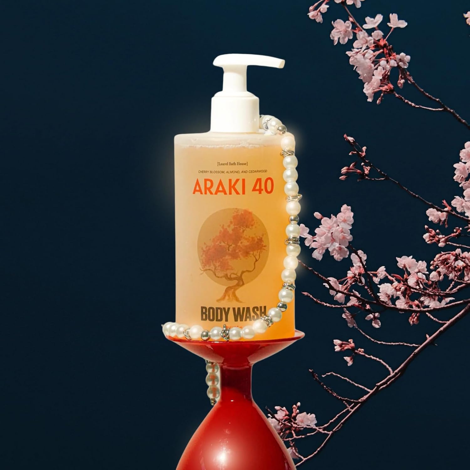 Laurel Bath House Araki 40 Gel Body Wash | Antioxidant Cleanser Hydrates, Nourishes & Soothes Skin with Niacinamide Notes of Cedarwood, Almond, Cherry Blossom | Paraben, Sulfate & Phthalate Free 350ml image 3