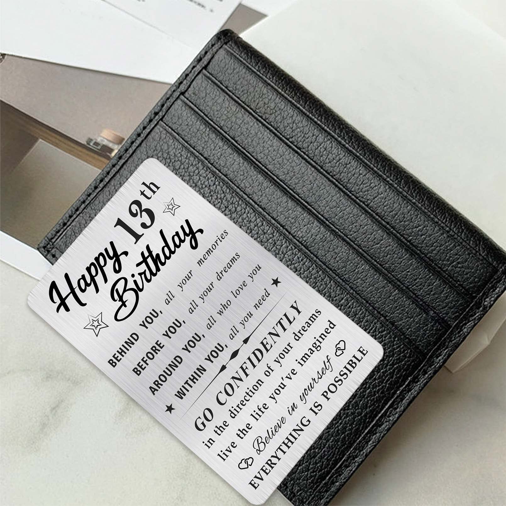 UK Greetings Biglietto di auguri per 13° compleanno per lei/amiche, design divertente per adolescente pigra
