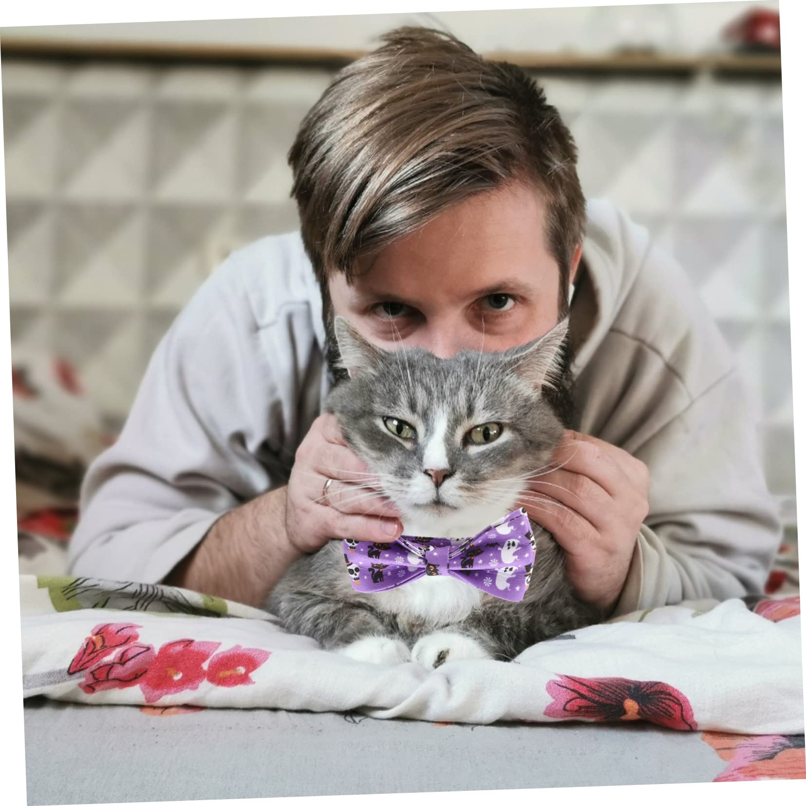 BESPORTBLE 4stücke Decoratives Katzenhalsband Mit Abnehmbarem Schleifen-Design Für Halloween Verstellbares Süßes Und Sicheres Halsband Für Haustiere
