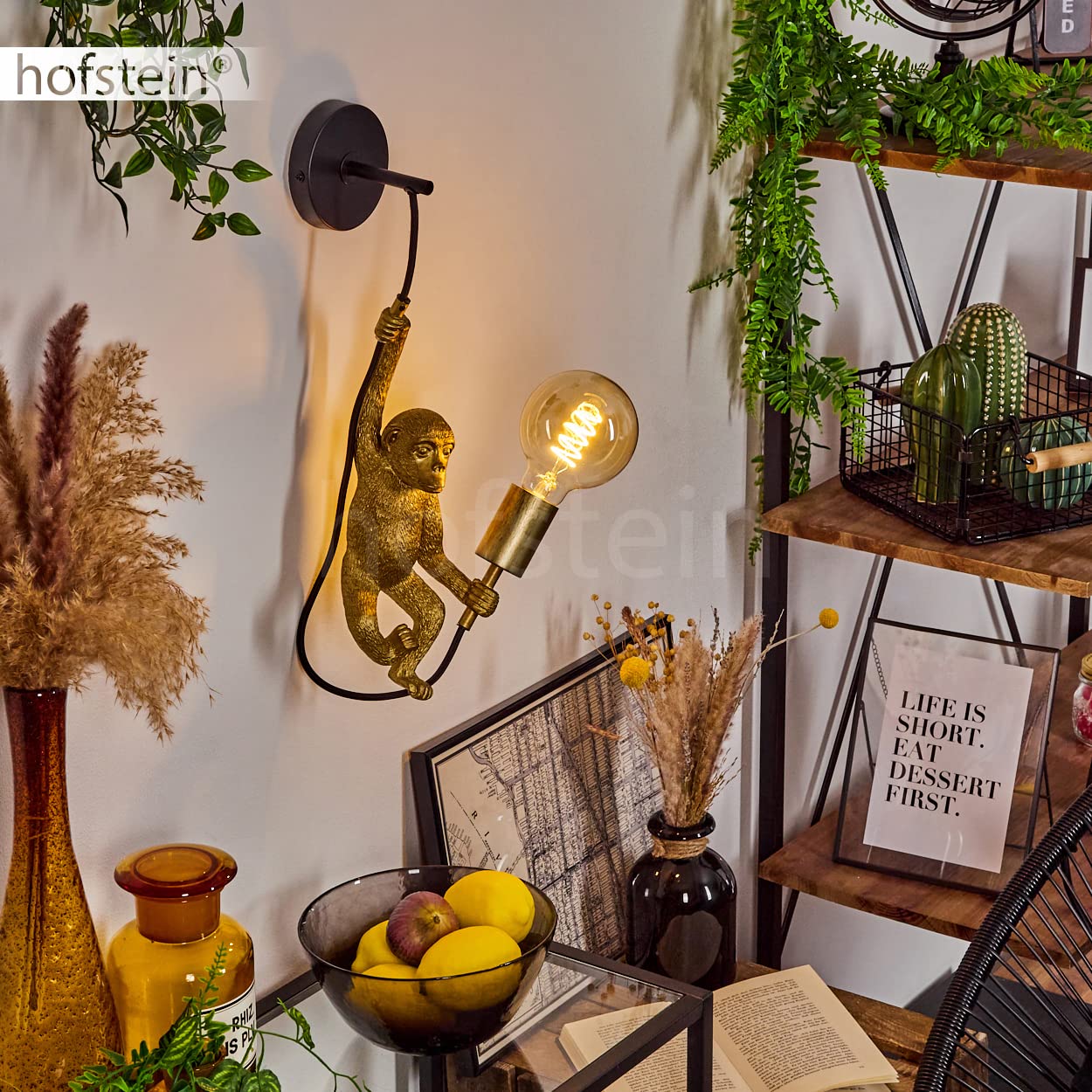 Wandleuchte Suardi, Wandlampe aus Metall/Kunststoff in Schwarz/Goldfarben, 1-flammig, 1 x E27, ohne Leuchtmittel, Wandspot im Retro/Vintage Design mit Figur eines Affen