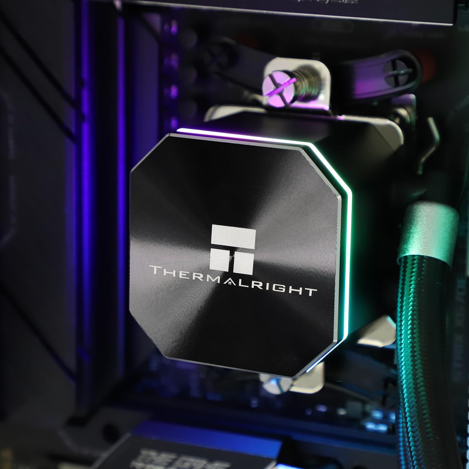 Thermalright Frozen Edge 360 Black - Refrigeratore d'acqua liquido CPU con ventola PWM da 120 mm, dissipatore di calore ad acqua integrato per AMD/AM4/AM5, Intel LGA1700/1150/1151/1200/1851