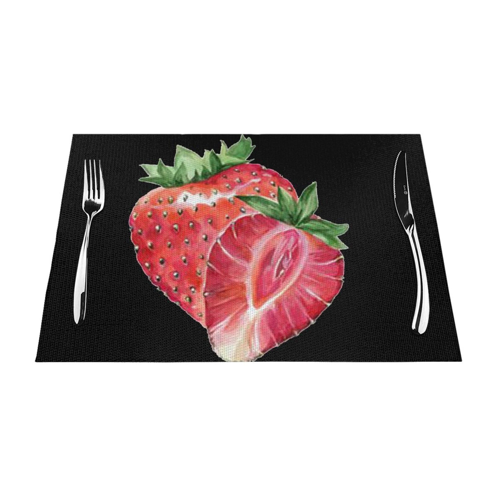 PVC Placemat Set of 4 PCS, 45x30 CM, Strawberry Printed Non-Slip Heat Resistant Place Mats for Kitchen Dining Table Indoor Outdoor