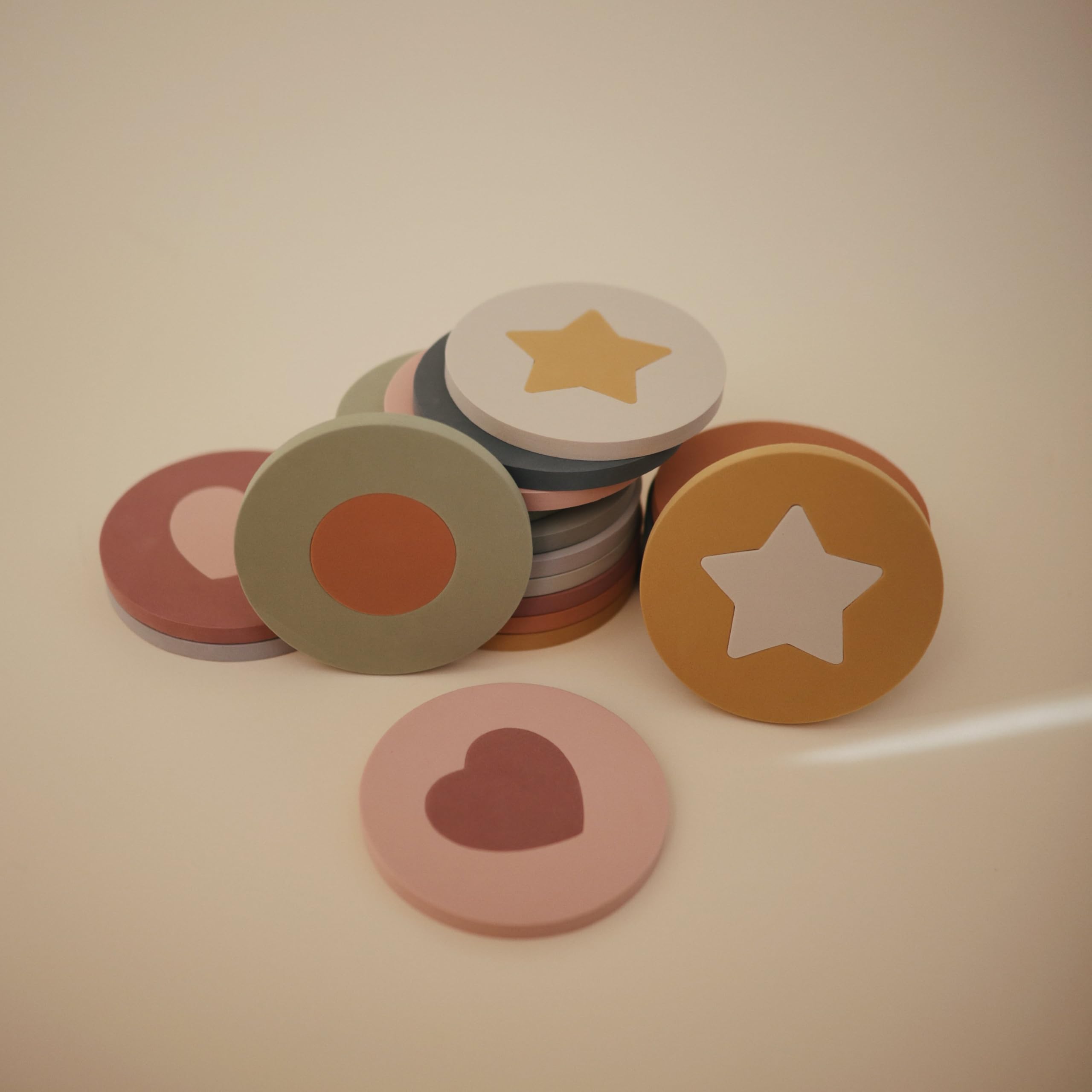 mushie Foam Bath Puzzle | 10 Pieces for Ages 3 Years+ | Floating Foam for Kids and Toddlers