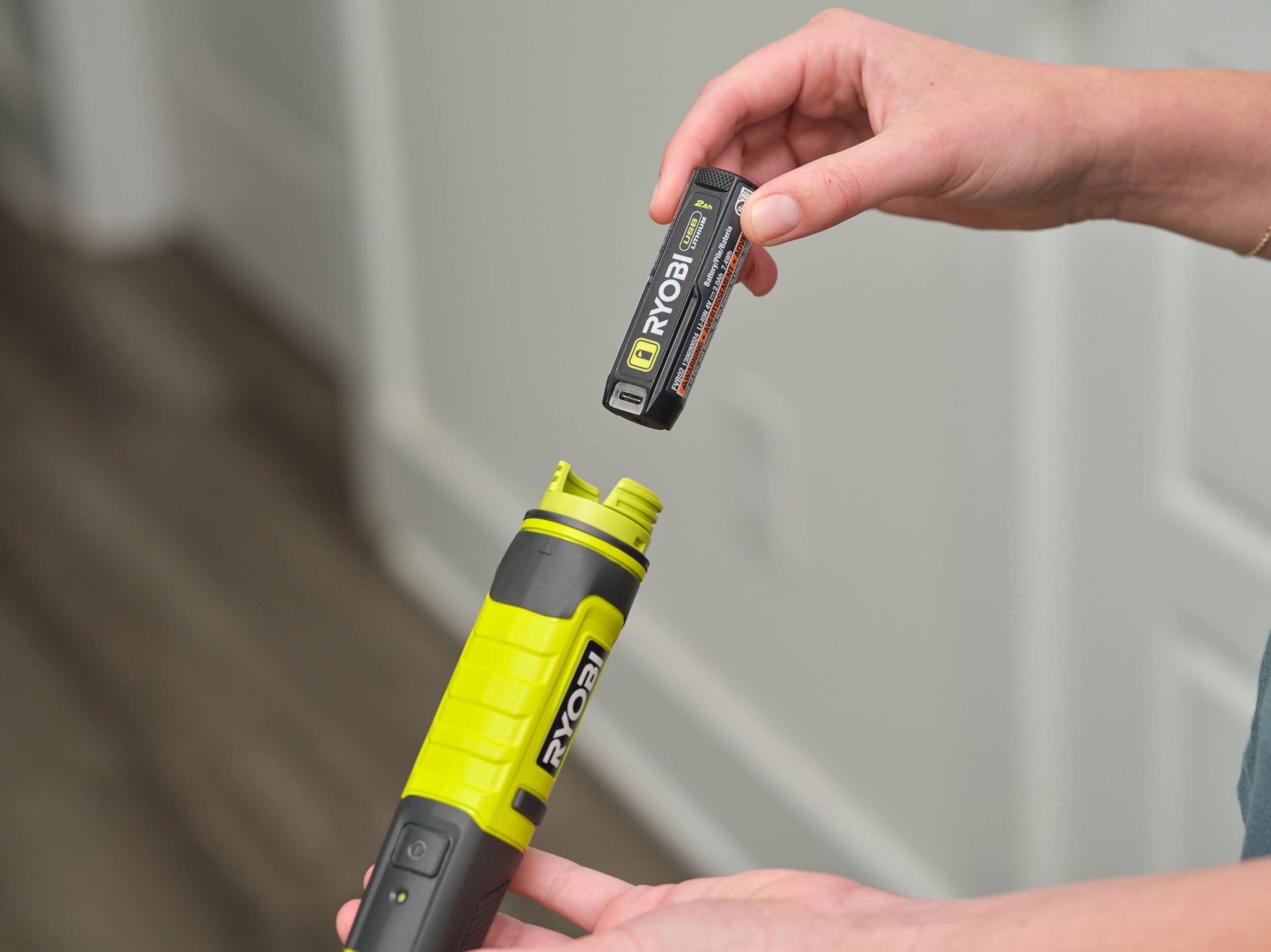 Ryobi - Cepillo de Detalle de 4 V, diámetro 20 mm - 200 RPM - IPX7 - Incluye 4 cepillos - RDS4-0