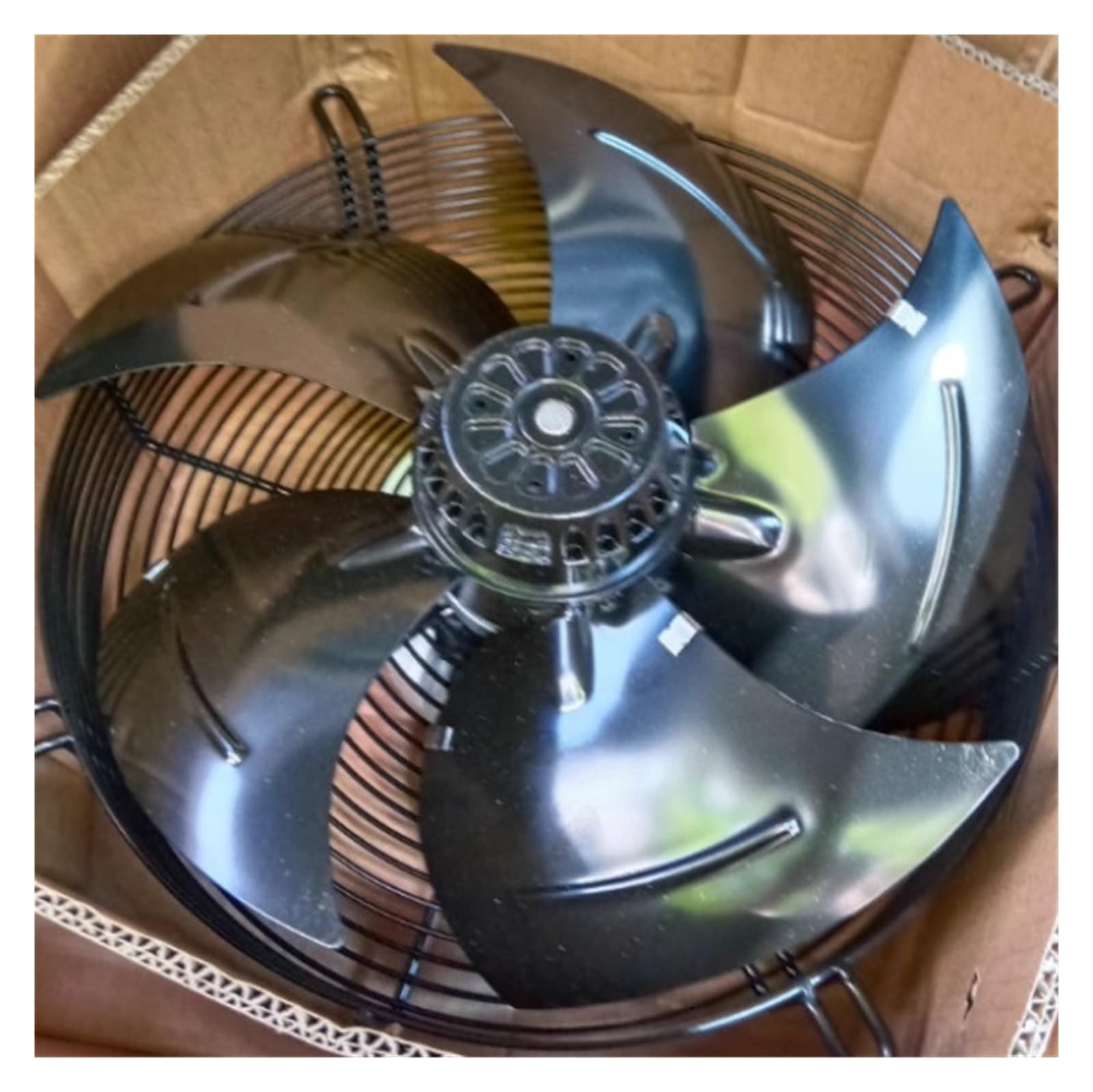 LZIKKGKI A4E300-AP26-02 230V 68/92W FAN