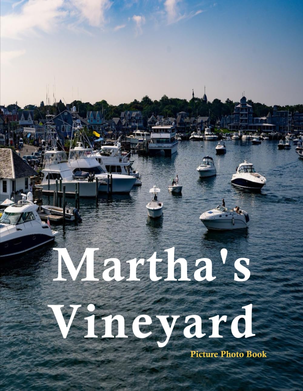 Martha's Vineyard: A Beautifully Curated Coffee Table Book for Travel and Tourism Enthusiasts