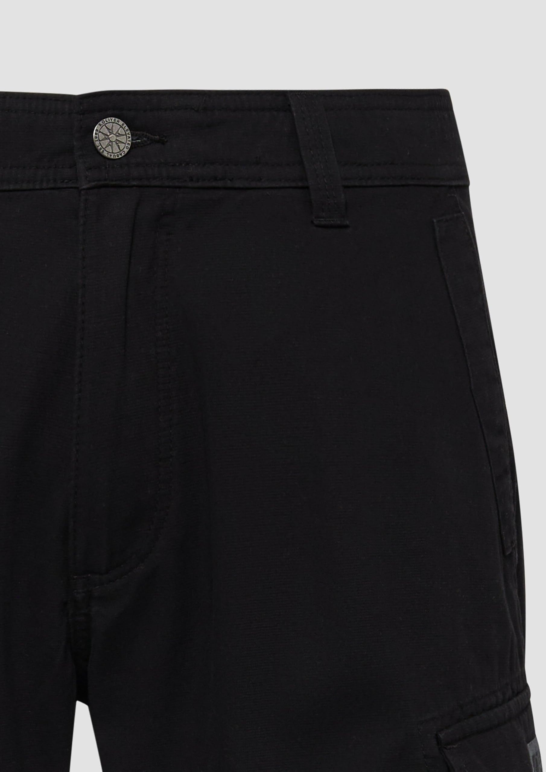 s.Oliver File: Cargo-Shorts mit Logo-Details