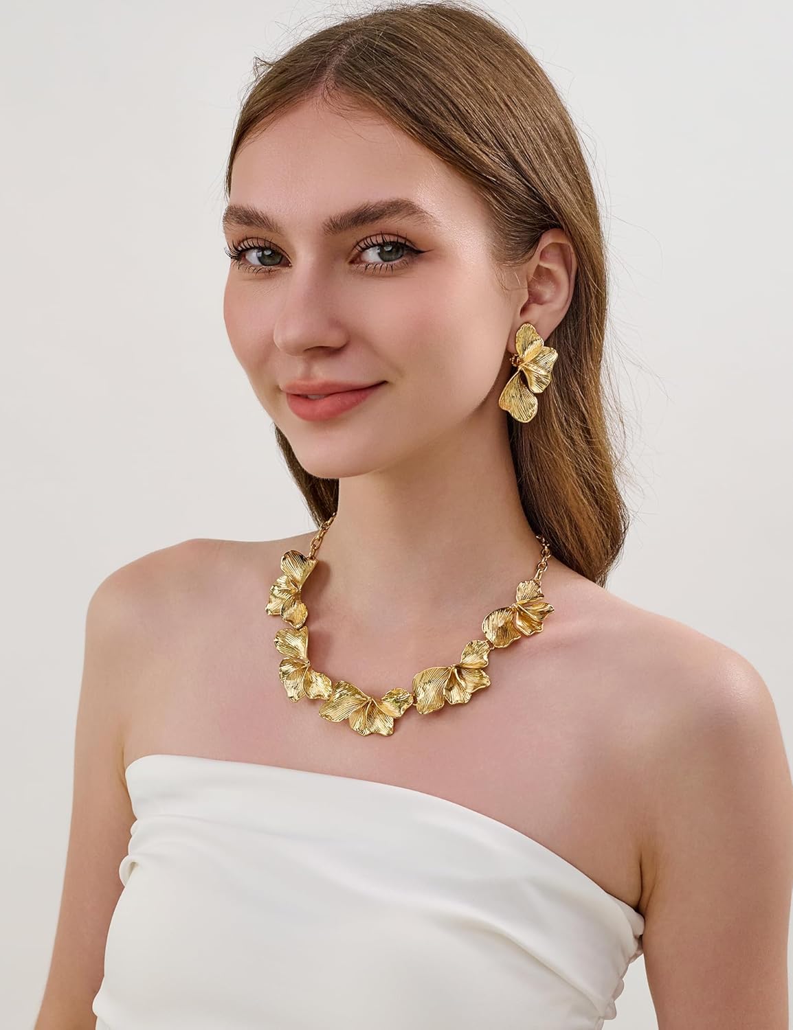 WOWORAMA Chunky Clip On Earrings for Women Vintage Flower Statement Earrings Large Floral Clips Dangle Earring Trendy Non Pierced Jewelry Gold/Silver - Image 3