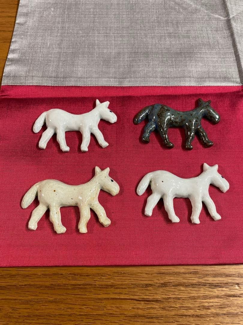 馬の形 箸置き 4個セット 陶器