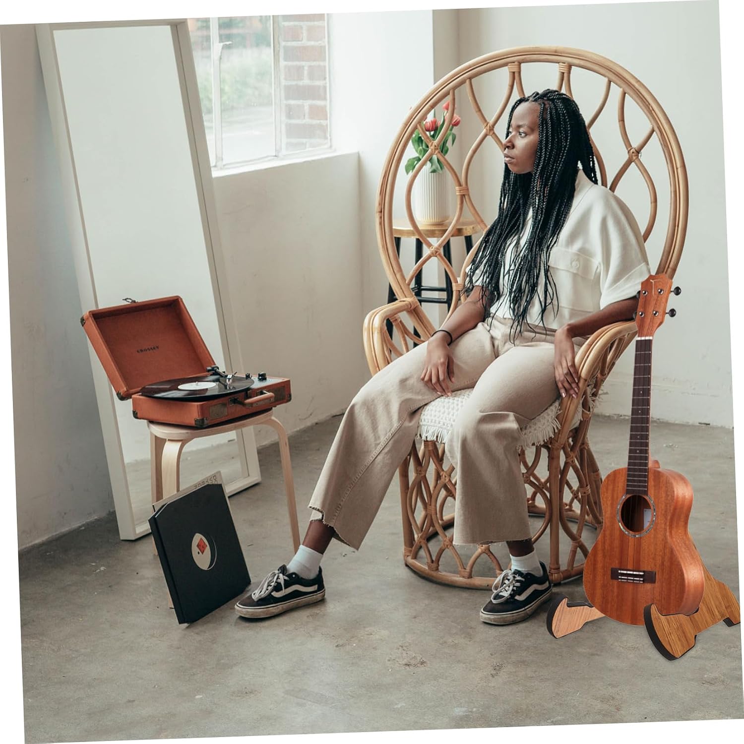 BESTonZON Portable Vertical Guitar Stand and Violin Rack Sturdy Folding Design for Indoor and Outdoor Use for Musicians and Music Enthusiasts