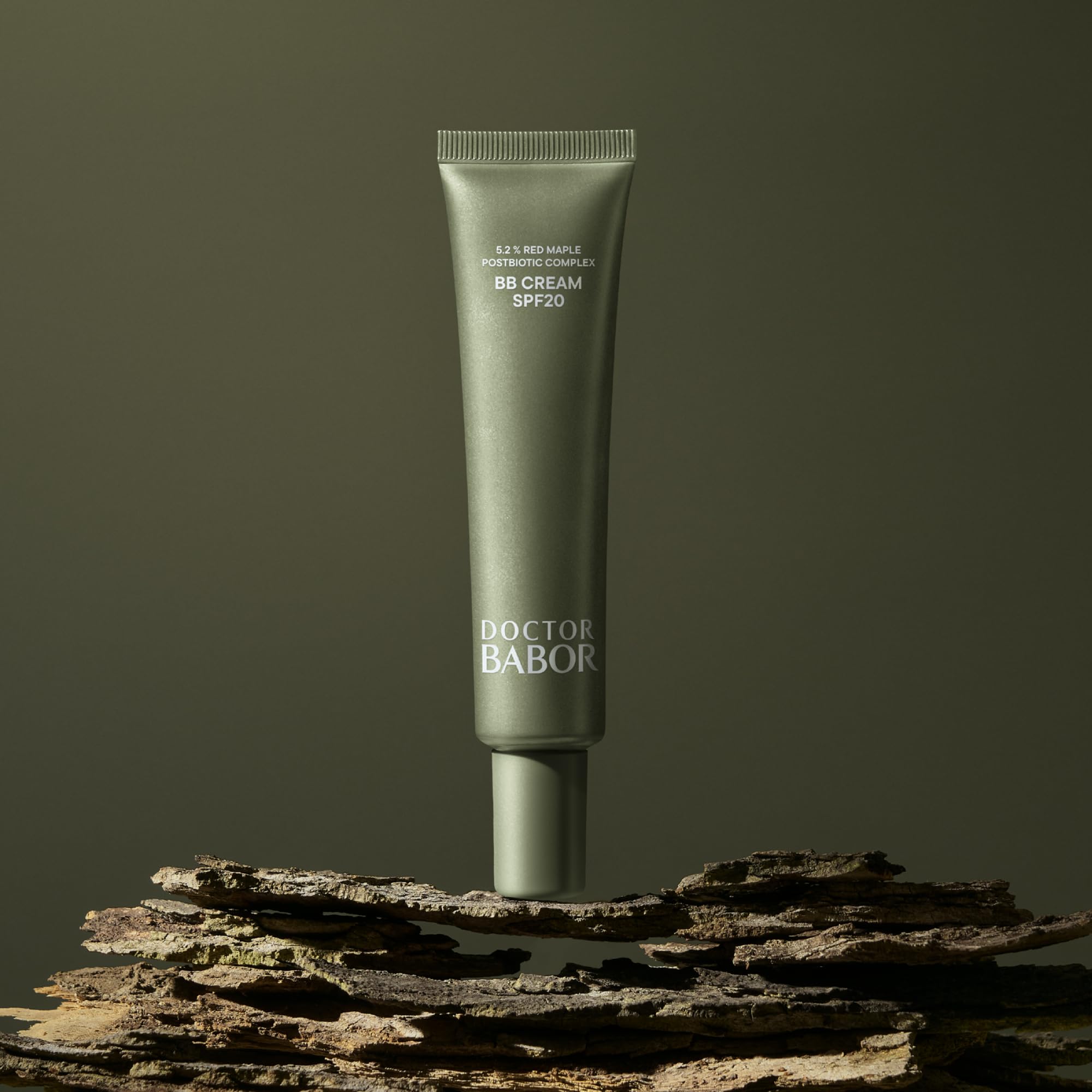 DOCTOR BABOR Microbiomic BB Cream SPF20 (40 ml) – veganes, leichtes Make-Up mit mineralischem Sonnenschutz – getönte Gesichtspflege für einen strahlenden, ebenmäßigen Teint