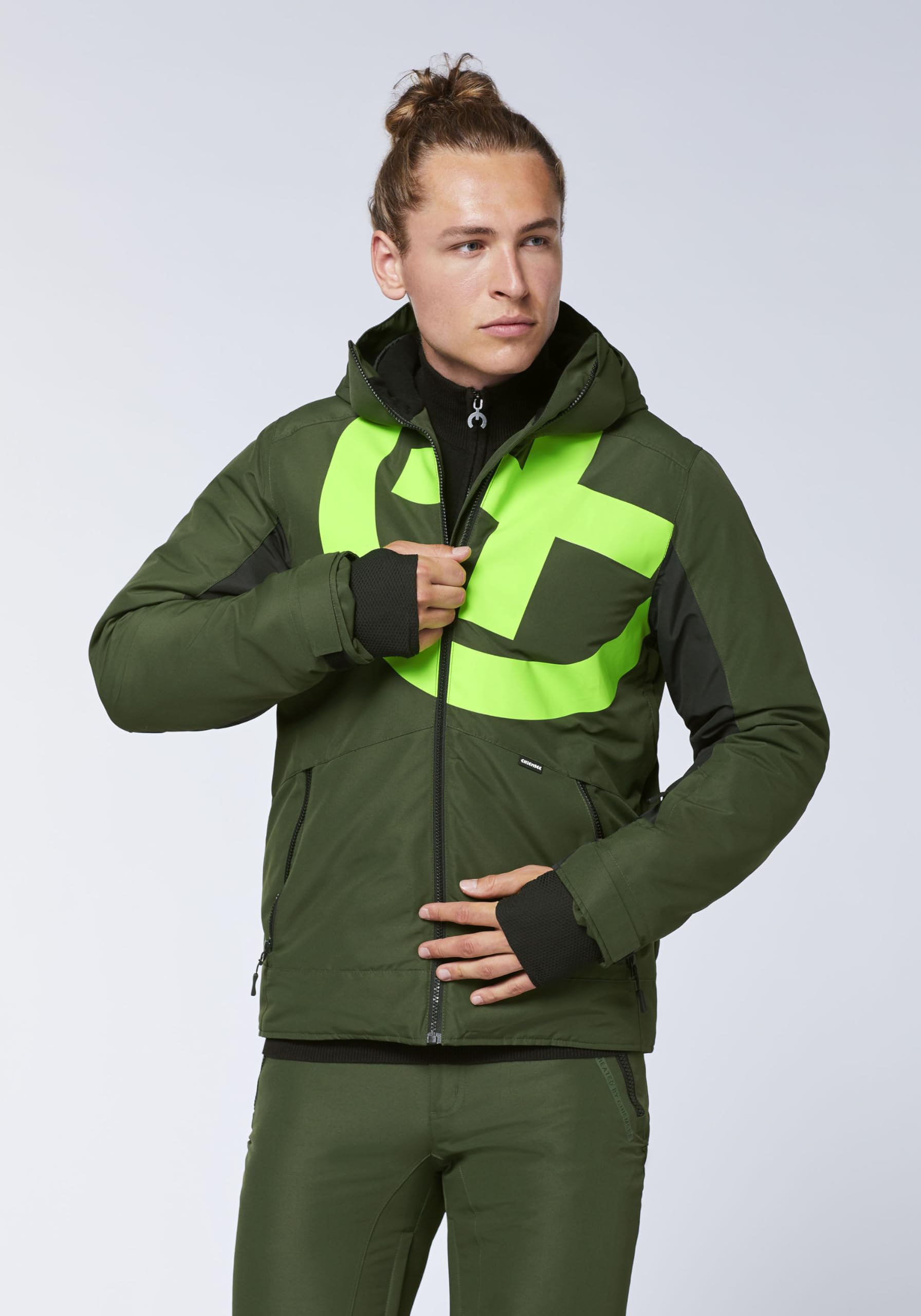 CHIEMSEE Plus Minus Ski Jacket, 19-0417 Kombu Green : Amazon.de