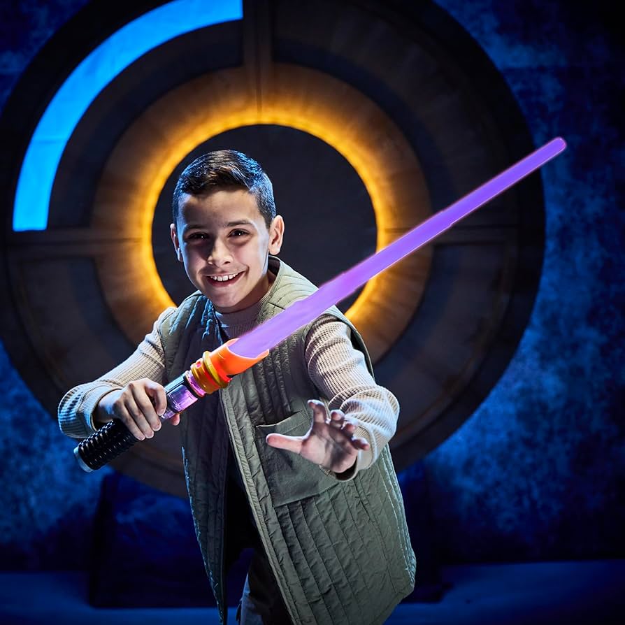 Star Wars Power Crystal Lightsaber, 7 Colors & 10 Crystals