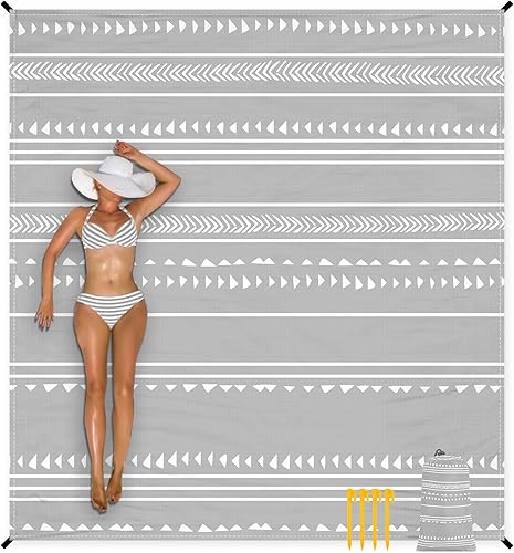 Manta de playa extra grande de 110 x 118 pulgadas para 8 adultos, tapete de playa al aire libre, impermeable, con 4 estacas y 4 bolsillos en las