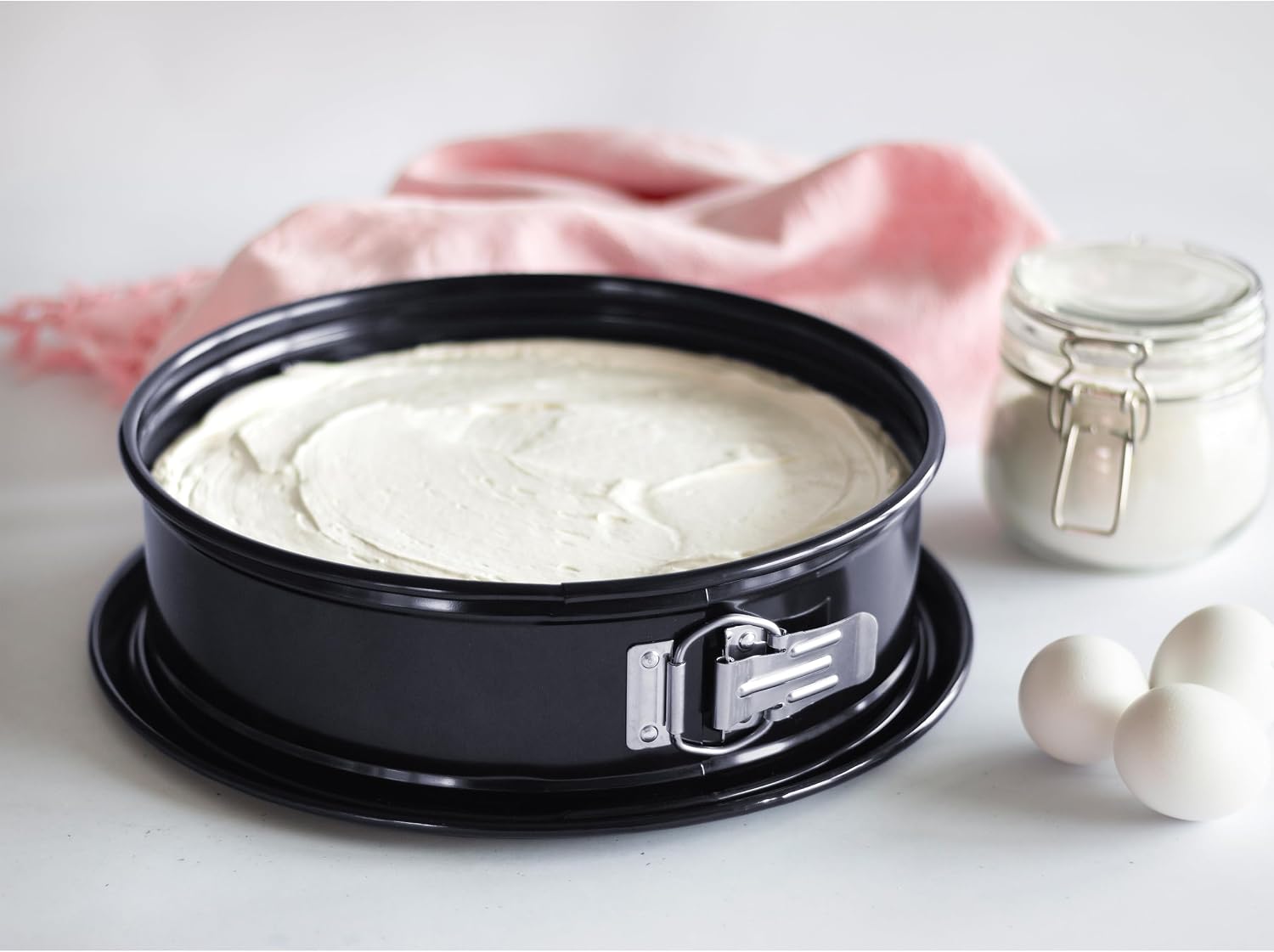 Städter We Love Baking Series Springform Cake Tin Cake Mold Enamel Diameter 26 cm Height 7 cm Black with Flat Base