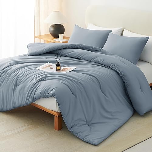 CozyLux Grayish Blue King Size Comforter Set, 3 Pieces Dusty Blue Solid Breathable Quilted Bedding Sets, Luxury Soft Bed Set with Down Alternative Comforter All Season (1 Comforter & 2 Pillowcases)