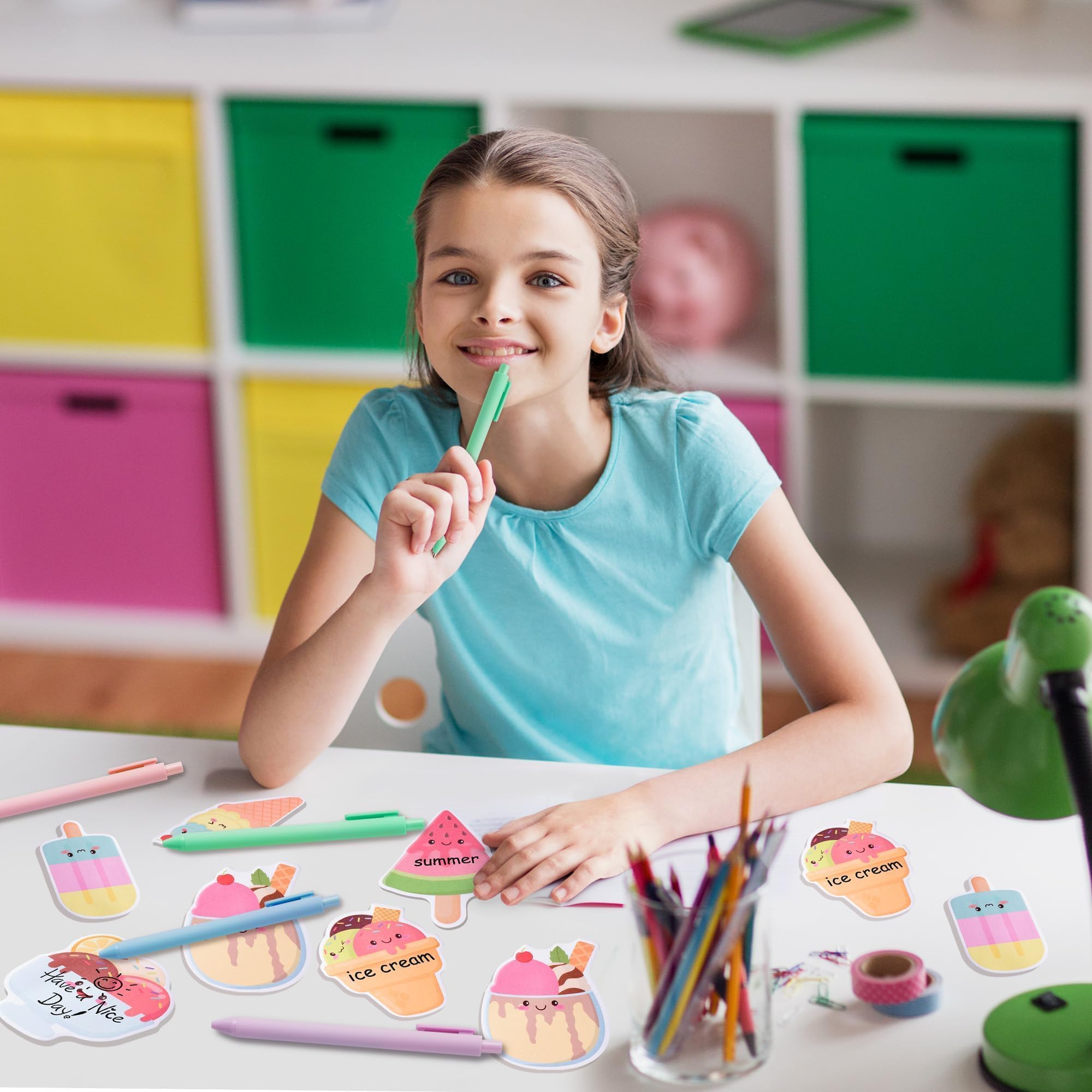 L1rabe Notas adhesivas de helado de verano – Juego de 24 blocs de notas autoadhesivos de postre de verano con bolígrafos, cintas, premios de regreso a clases, juegos de regalo para niños y estudiantes