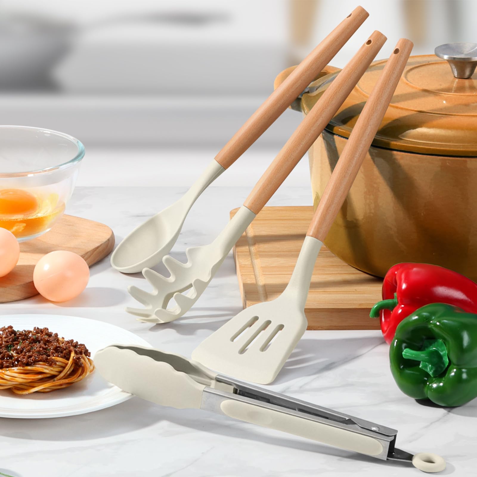 LIANYU Juego de 15 utensilios de cocina de silicona con soporte, resistentes al calor, para utensilios de cocina antiadherentes, juego de espátulas de cucharón no tóxicos con mango de madera, color