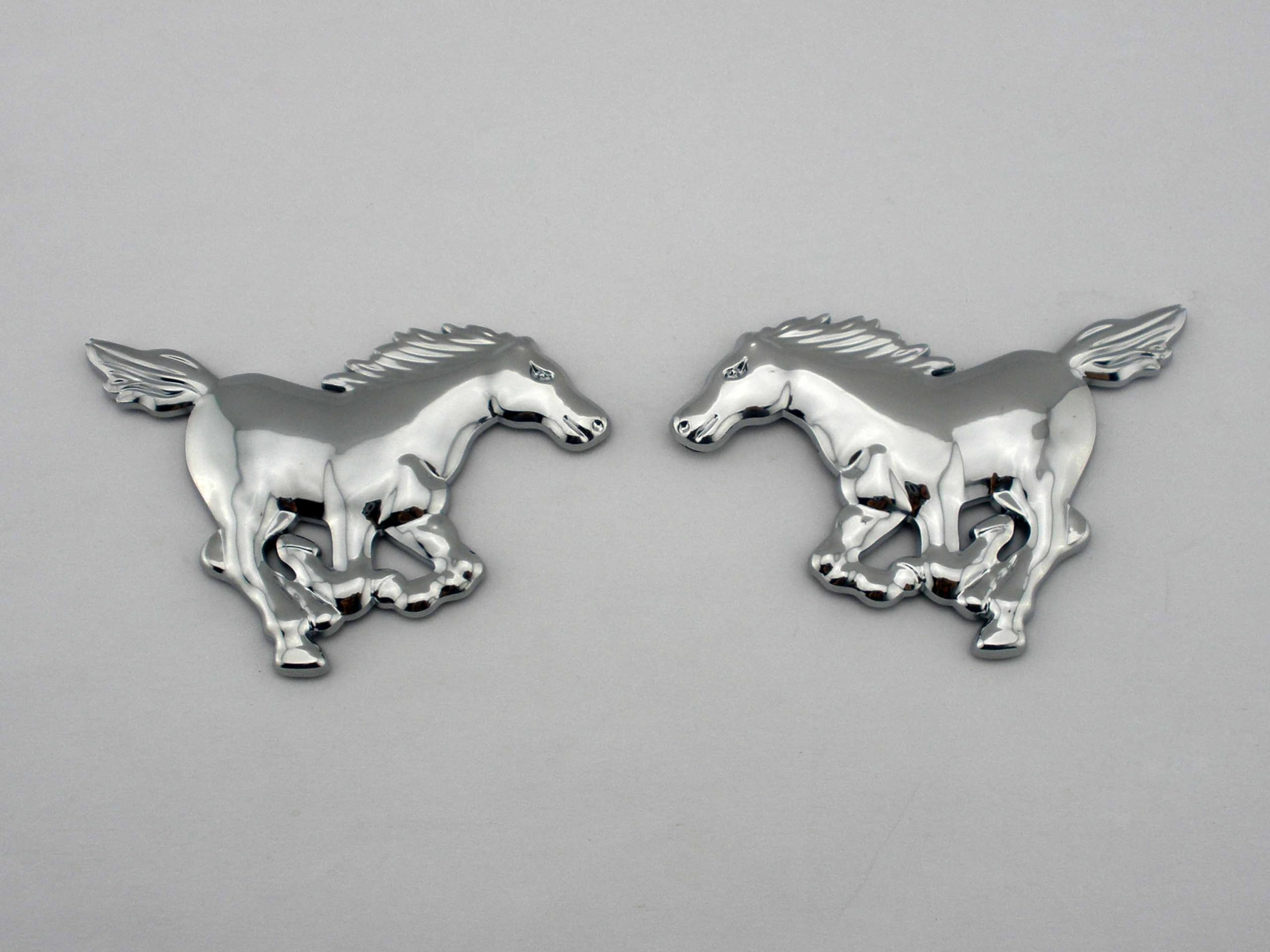 Amazon | ブラック クラシックカーメーカー 走る馬 車のロゴと