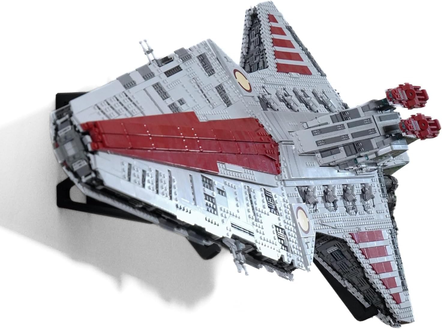 Wall Mount for Lego Star Wars UCS Venator 75367 – Two Piece, Plastic Heavy-Duty Bracket, Secure Display, Easy Installation, Angled Display