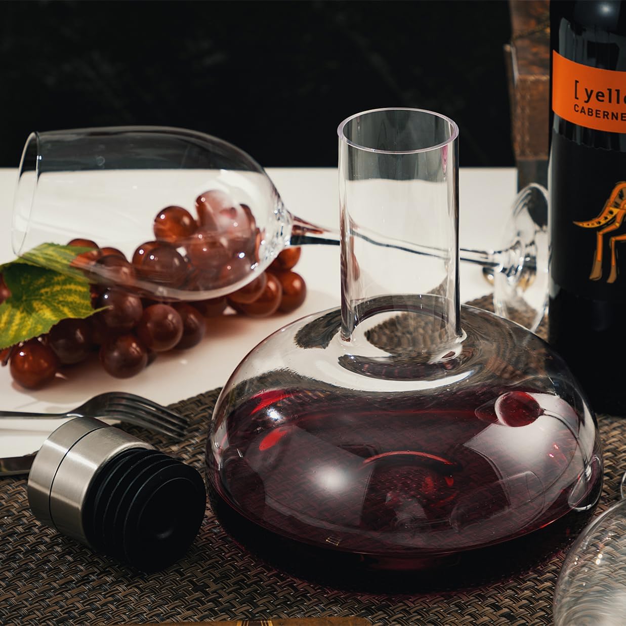 YouYah Wine Decanter Set,Red Wine Carafe with Drying Stand,Cleaning Beads and Aerator Lid,Crystal Glass,Wine Aerator,100% Hand-blown,Wine Gifts for Men (1300ML)