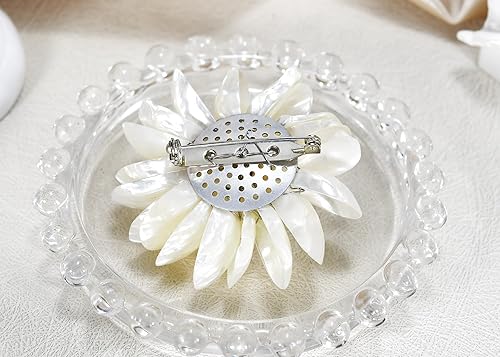 Miniatura 4 de Pétalos blancos bailando con perlas cultivadas en agua dulce o broche, Perla Cristal Perla Nácar Cristal