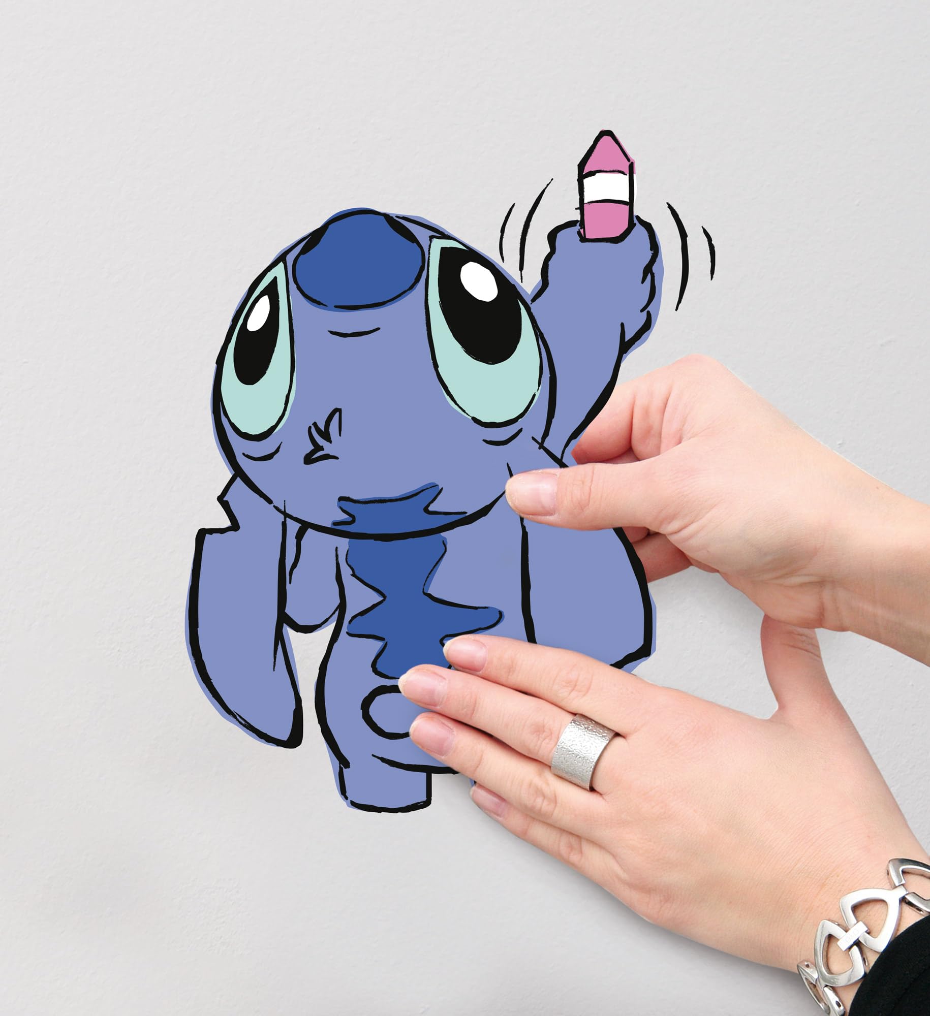 Komar Tatuaż ścienny - Stitch Artist - rozmiar 50 x 70 cm - Disney, naklejka ścienna, pokój dziecięcy, naklejka
