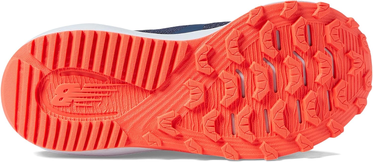 New Balance Kids Dynasoft Nitrel V5 Hook & Loop Running Shoe