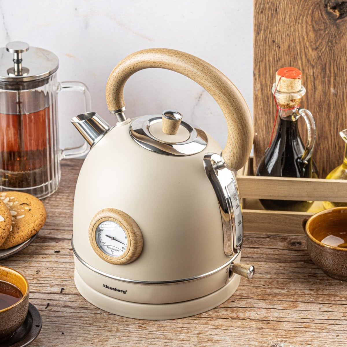 Klausberg Bouilloire Thermomètre Retro 1,8 Litre, Crème, Acier Inoxydable 304, 1850-2200 W