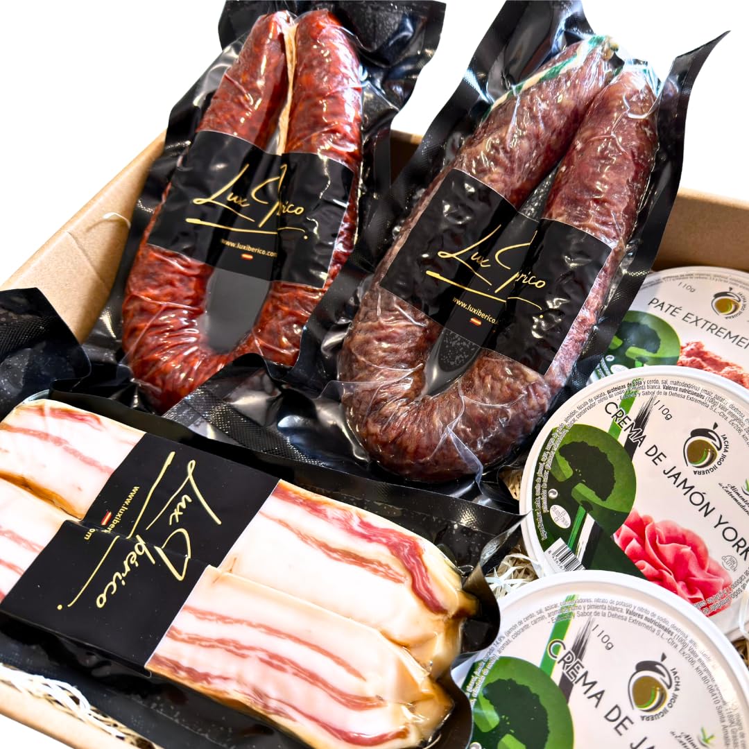 Lux Ibérico Lote Platon - Patés Extremeños, Panceta y Embutido | Chorizo y salchichón ibérico, panceta curada y tres patés extremeños para untar. Aperitivo completo listo para regalar.