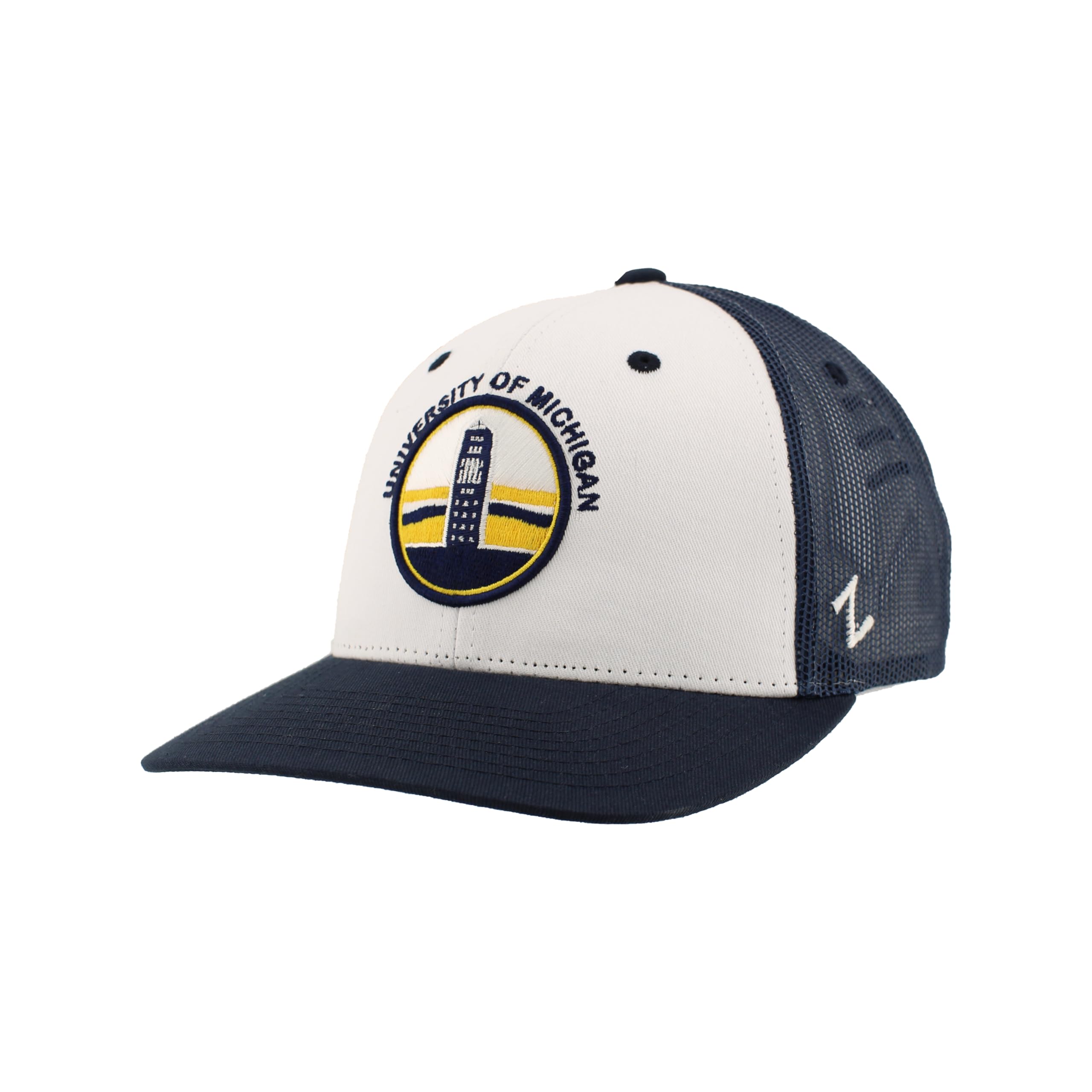 ZHATS NCAA Officially Licensed Trucker Hat Dakota Fan Focus