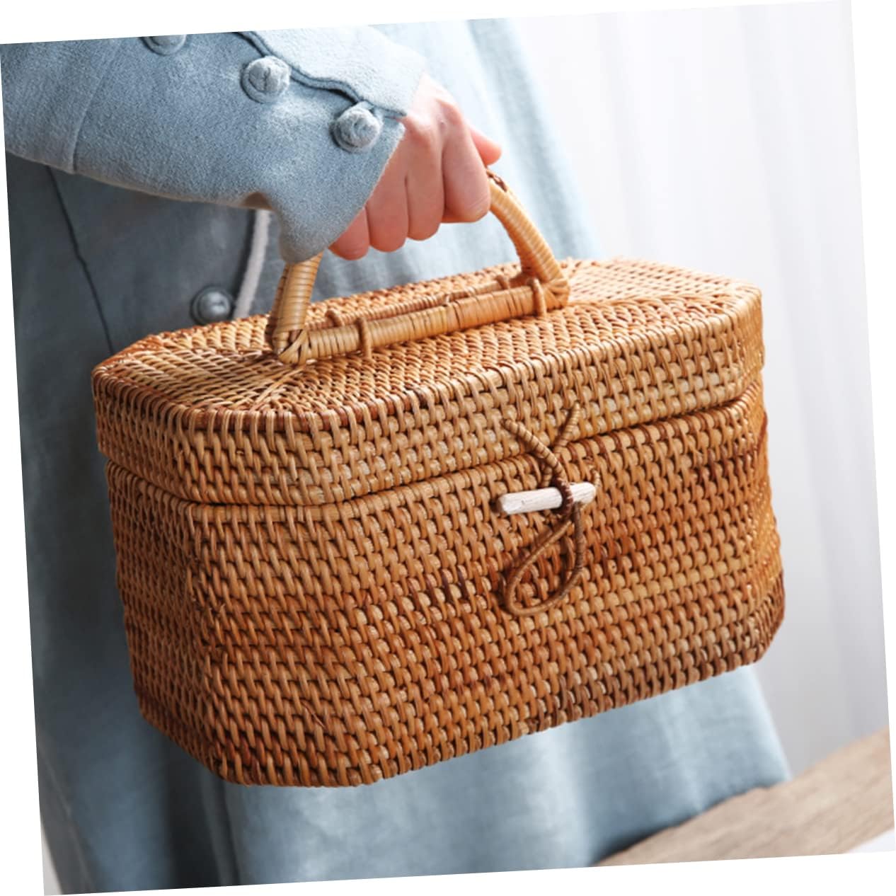 Amosfun 1Pc Pastoral Style Woven Storage Basket for Home Decor Lightweight Picnic Fruit Holder Decorative Sundries Organizer for Snacks and Bread Natural Design
