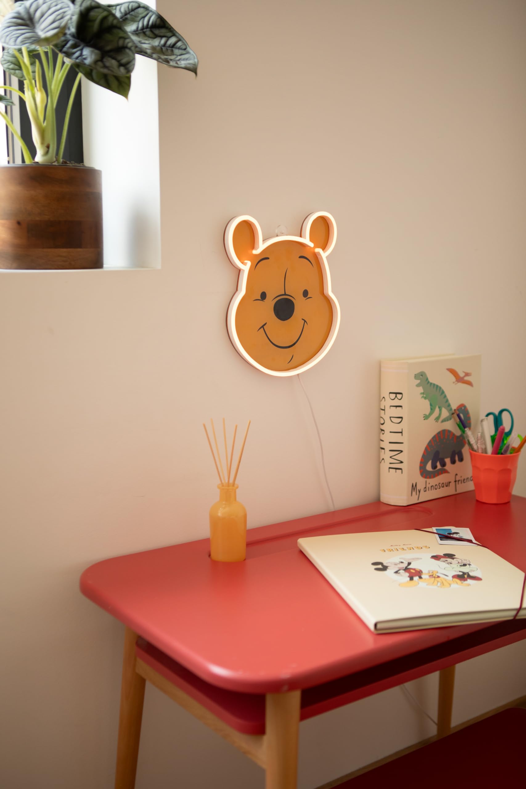 Yellowpop Letreros de neón, Disney Winnie The Pooh (cara), letreros de neón para decoración de pared, luces LED de neón de bajo consumo para todas las paredes, fácil de instalar, letrero de neón