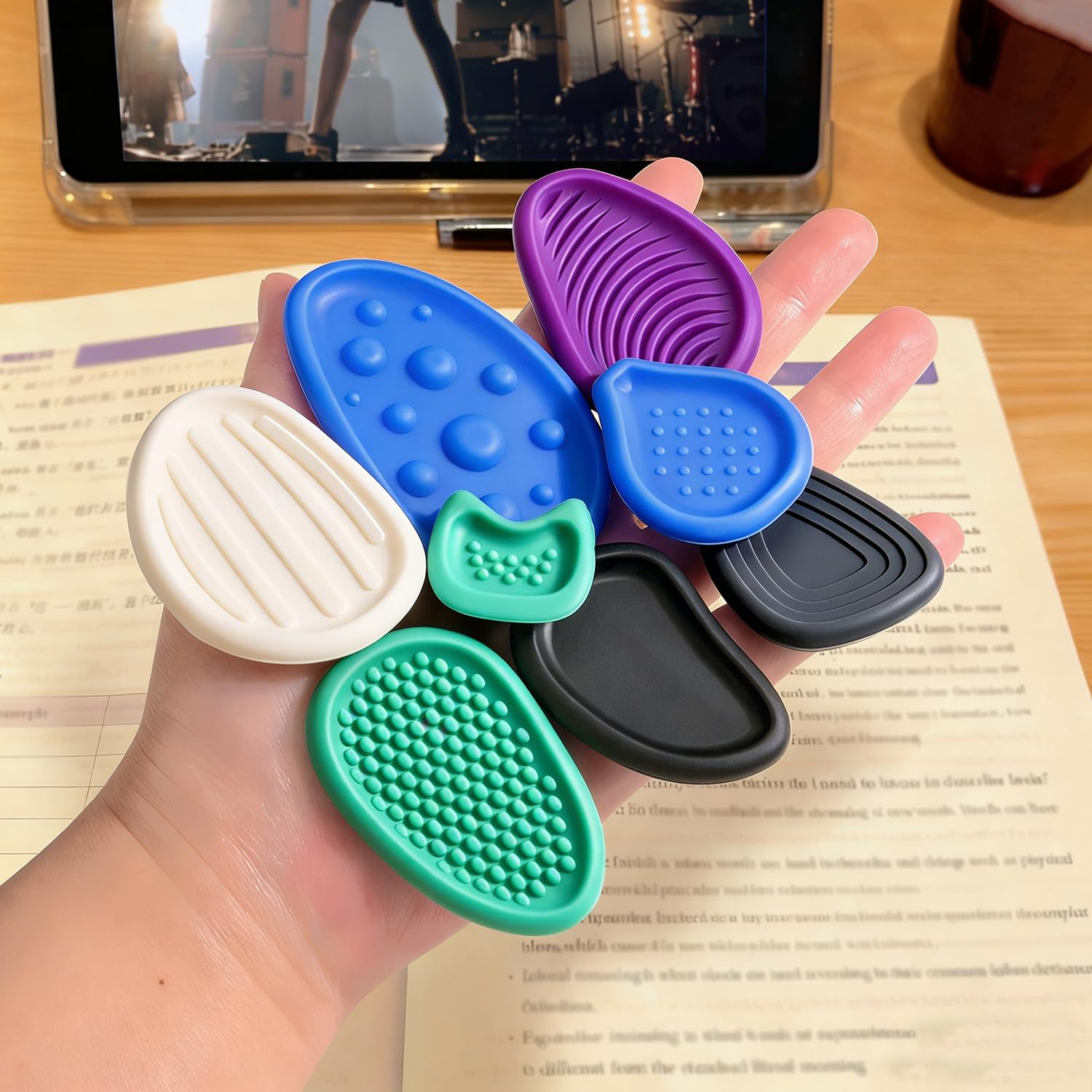 Sensory Stones Piedras Sensoriales Juguete - Juego de 8 Piezas, Azul, Sensorial para Niños contra el Estrés, Aptas para Todos, Reducen el Estrés y Favorecen la Relajación