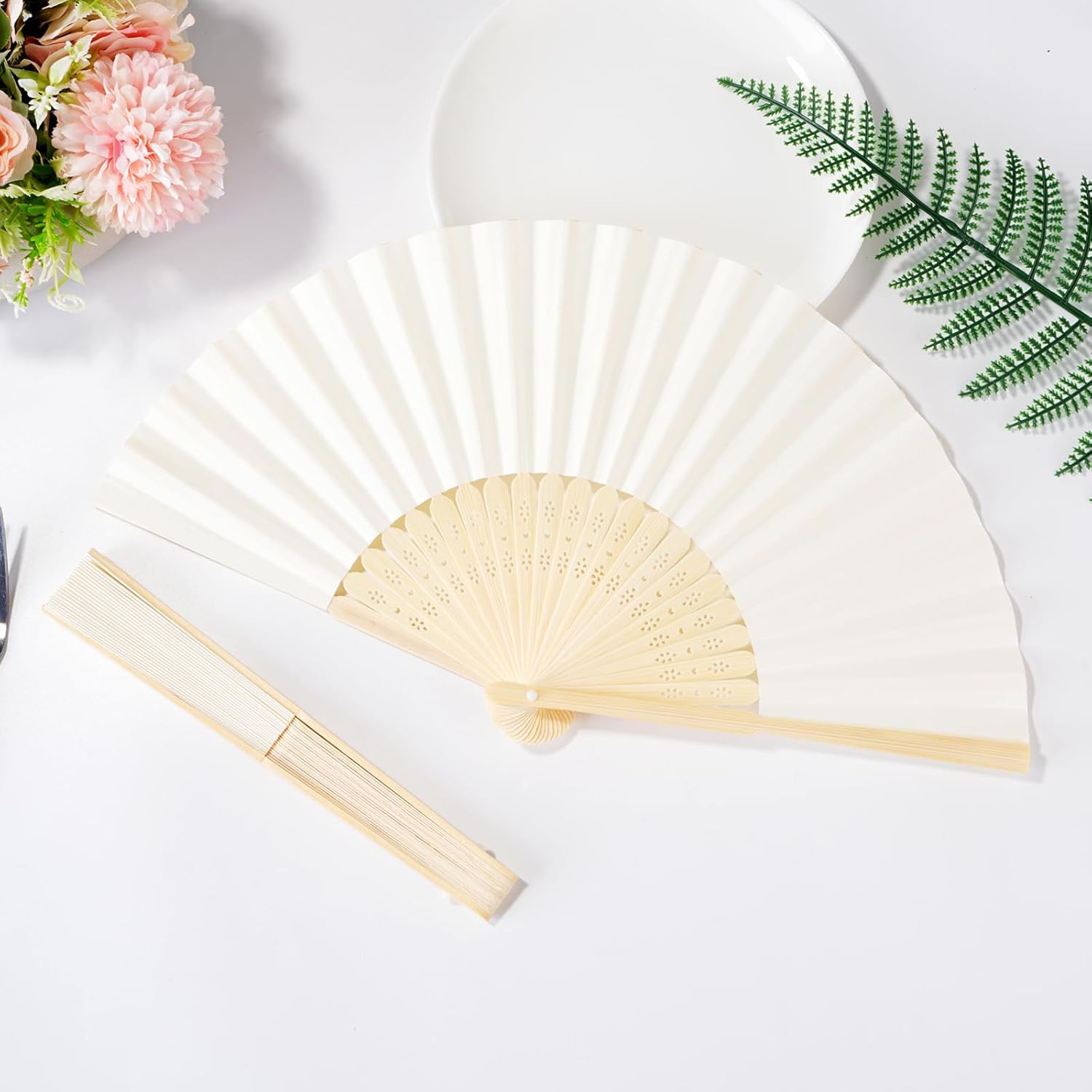 50pcs Cream-Coloured Paper Hand Fan Bamboo Folding, Handheld Paper Fan for Wedding Party and Home Decoration