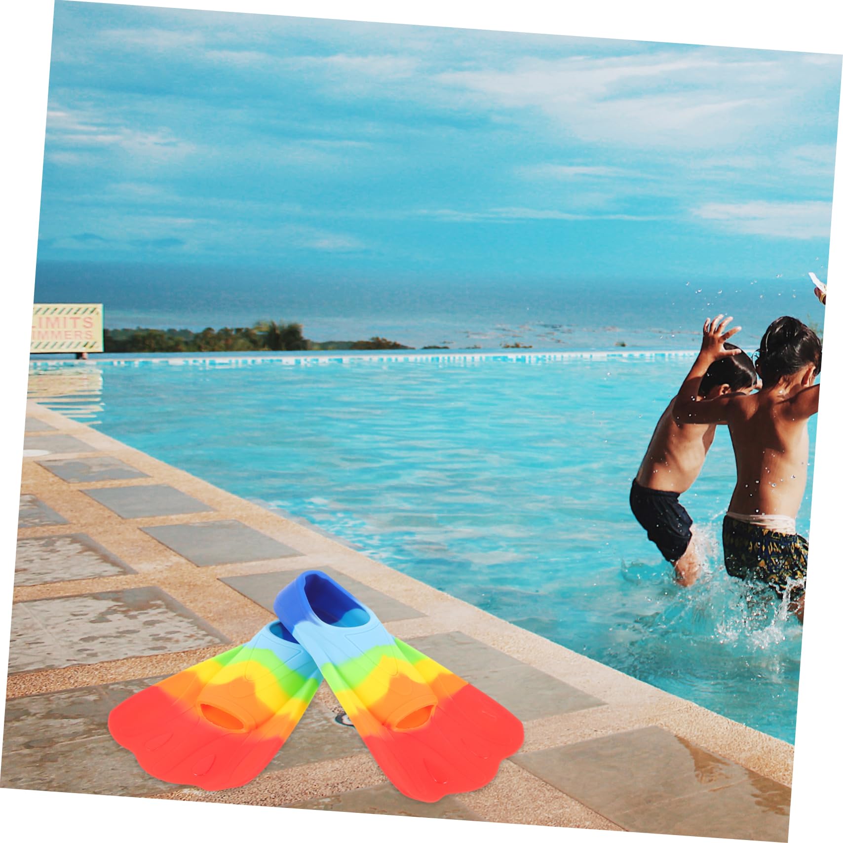Pieds d'entraînement à la plongée nageurs équipement de Natation nageoires Enfants Portable kiddikutter ailerons de Ouverts de plongée Gel de silice Colorful