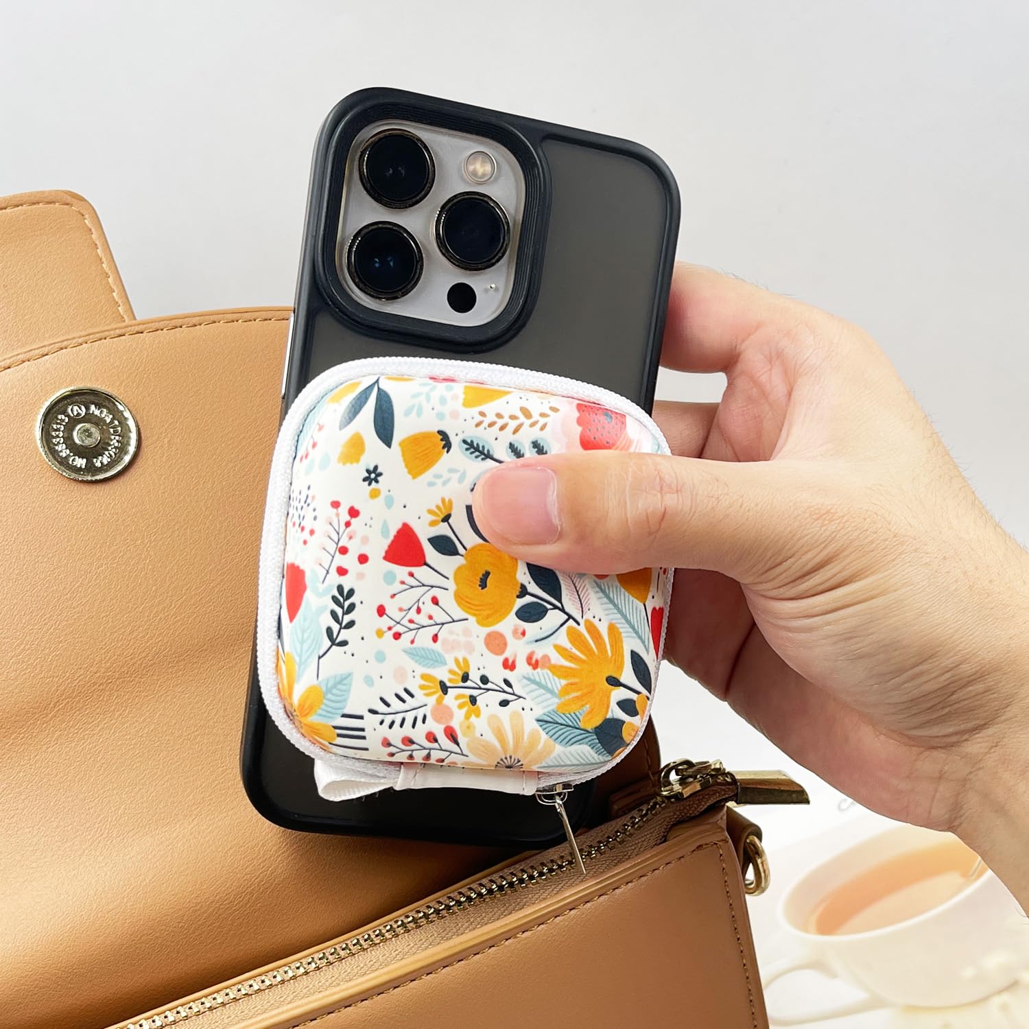 Funda cuadrada para auriculares, organizador de auriculares, funda portátil de EVA con mosquetón para AirPods 4, Airpods Pro 2, Beats Bose Galaxy Buds 3, almacenamiento de cable de datos (floreciente